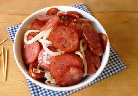 Calabresa acebolada