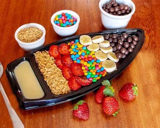 Barca de açaí com 4 combinações 