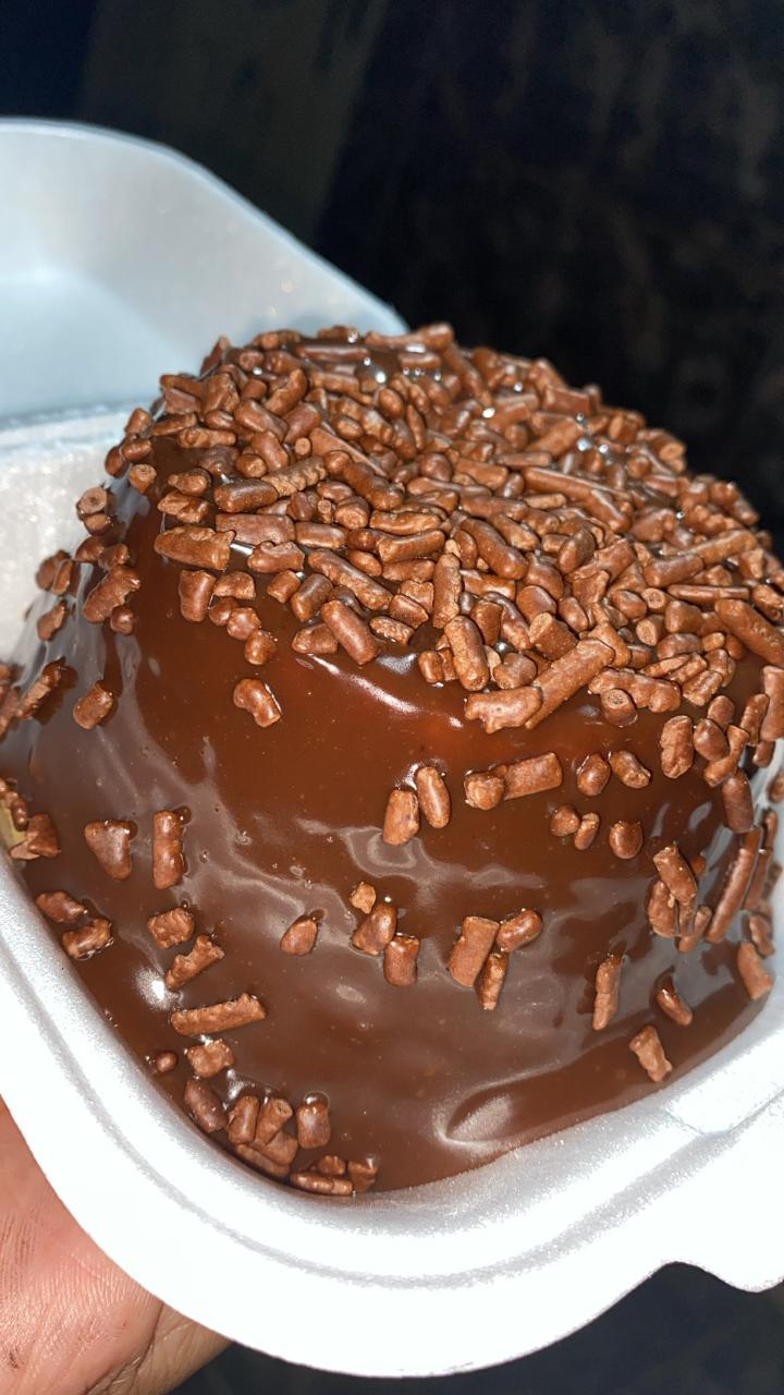 Mini Bolo Vulcão (Brigadeiro)