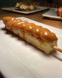 Queijo coalho com doce de leite